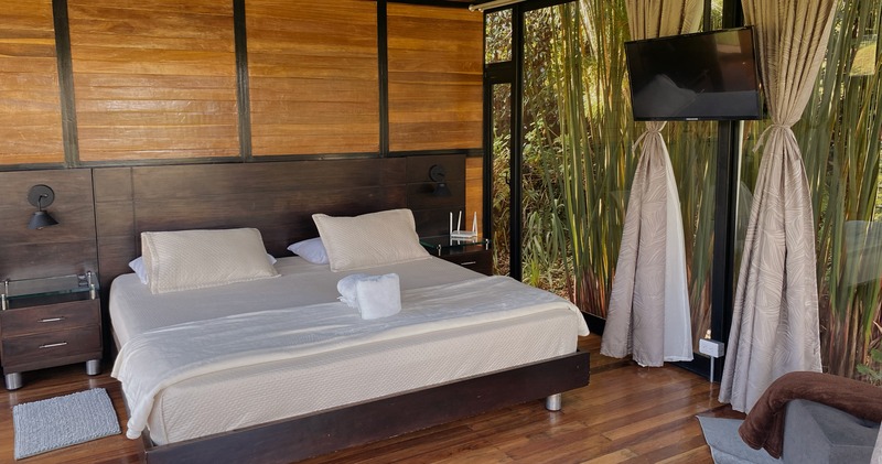 Cama Queen Cabaña Villa Refugio